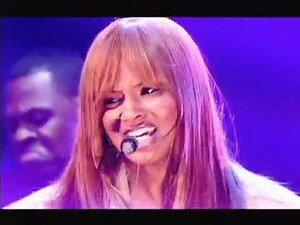 Ciara 1,2 Step live on Top of the pops 2005