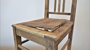 How to restore an old chair with cheap tools (for beginners)