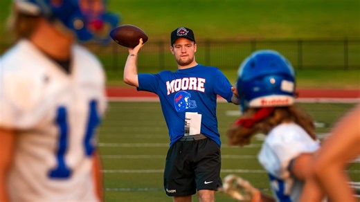 'I had to find myself': How Isaac Stoops, son of legendary coach Bob Stoops, created his own lane at OU