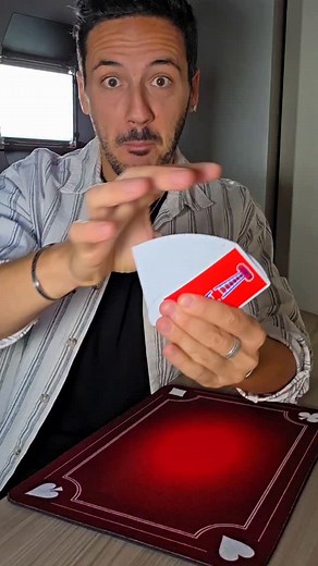 5.6K views · 375 reactions | ✨️MAGIA "4 mazzi in pugno" con TUTORIAL✨️ . . . . #magictrick #magictricks #magictutorial #magician #cardtrick #cardtricks #cardician #cardistry #streetmagic #closeup #illusionist #ellusionist #magos #sleightofhand #cardporn #magiaconcartas #magicien #mágico | Michael Timaco | Facebook