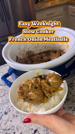 Crock Pot French Onion Meatballs Ingredients • 2–3 large yellow onions, thinly sliced • 2 tbsp butter • salt & pepper • 1 (26–32 oz) bag frozen fully-cooked meatballs • 1 packet Lipton Onion Soup Mix or 1 packet brown gravy mix • 2 cups beef broth • 1 tbsp Worcestershire sauce • 1/2 tbsp balsamic vinegar • ½ tsp garlic powder • ¼ tsp black pepper • 2 tbsp cornstarch • 1 cup shredded Gruyère, Swiss, or mozzarella (optional, for serving) Instructions 1. Caramelize the Onions 1. Heat butter in a la