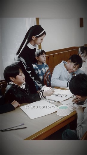 Họa Cảnh Khuynh Thành: Nỗi Nhớ Về Ánh Nguyệt Quang