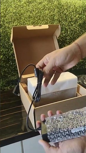 Synology DS224+ DiskStation 2 bay NAS drive unboxing