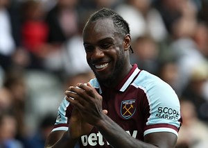 Video shows Michail Antonio score another absolute wonder goal for Jamaica as West Ham star breaks outside the box duck against USA