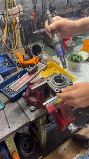 Shade Tree Mechanic on Instagram: "Power Steering Gear Box Rebuild (TRW1112) Completed #ShadeTreeMechanic #EngineRebuild #TransmissionRebuild #DifferentialRebuild #OverhaulLife #GarageBuilt #MasterMechanic #OldSchoolMechanic #FixItRightTheFirstTime #NoShortcuts #BuiltWithPrecision #MechanicalRestoration #MadeToLast #VintageAmericanCars #NotJustPartsItsCraft"