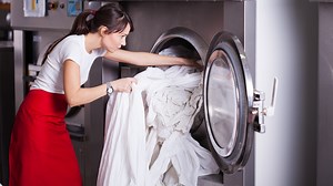 Dry Your Fitted Sheets In Record Time With TikTok's Genius Folding Hack - House Digest