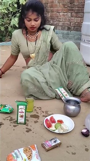 A disabled duckling helps his cat friend 🐥 #DuckRescue #CuteAnimal #AnimalRescue2026