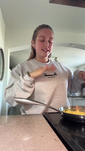 Cooking on these are game changer if you love cooking like me! Watch a few tutorials prior to using them and I promise you will not go back to your old pans!! #stainlesssteel #pans #cooking #fyp #fypage