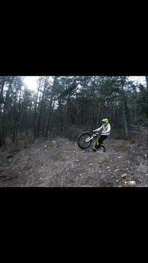 If you don't try stuff you never gonna know what will happen next!#crash #redbullbike #roty #360 #suie