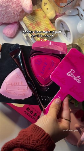 Essential Makeup Tool: Guide to Makeup Puffs