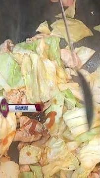 Spicy stir-fried pork and cabbage! #EasyRecipe #SimpleCooking #Cooking #Pork #Cabbage