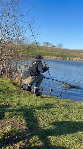 10min into the session and we got a carp 👏 #carpfishing #fishing #fyp #wow