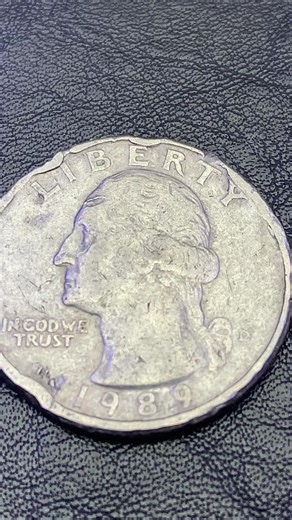 Don’t throw your 1989 D quarter before checking the following. But first let’s start with ⬇️ Disclaimer: I may forget details or may get somthing wrong. Don’t take this as concrete facts always double-check your information. This not financial advice I repeat NOT FINANCIAL ADVICE. Potencial Value (typical): \t•\tCirculated: face value (25¢). \t•\tUncirculated: small premium. \t•\tTop-grade special pieces: can bring more if exceptionally preserved or if a recognized error is present. NOTE: I apol