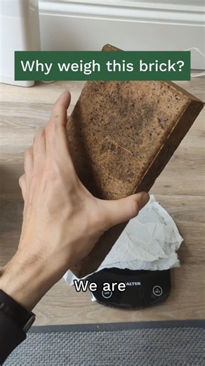 See it weighed, see it filled, see how strong the taped free moving box can be. Escaped from Scandinavia to become the nomad moving box down-under. Reducing landfilled tape, one box at a time! Newsletter in bio for updates, or visit website! Day 27 in the #SquibbChallenge #supermovingbox #tapelessmovingbox #notapemovingbox | Super Moving Box