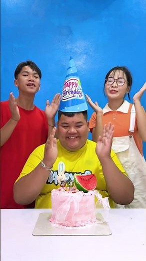 Birthday Surprise Prank 🎂🤣