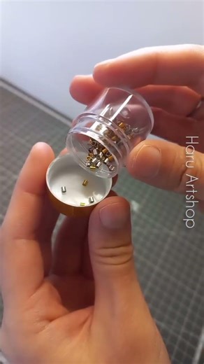 Making. 🧵 Macrame. Unbelievably cute heart shaped bracelet 🖤 #macramè #macrame_bracelet #artandcraft