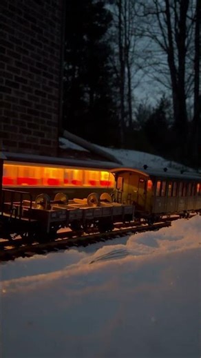 The night express #modelrailroad #modelrailway #gscale #lgbtrains #passengertrain #gardenrailway