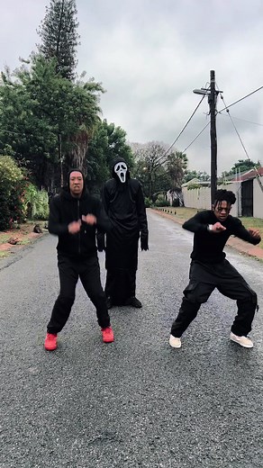 IT IS WHAT IT IZ 🔥👻🎃 #RobotBoii #ItIzWhatItIz #VersatileBlenders #Viral #Trends #FYP #ForYou @LUCHINO @Kreative_rata