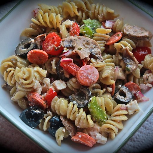 A Great Greek Pasta Salad