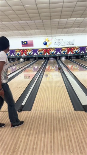 Bowling practice makes perfect — tips to improve your game