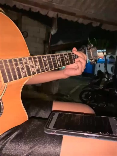 Cover Lagu Galau Akustik yang Menyentuh Hati