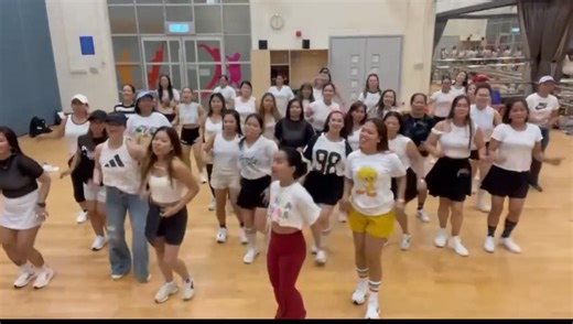 ISLANDS IN THE STREAM | ZUMBA CLASS | DANCE FITNESS | EXERCISE | FUN | STRESS RELIEVER | CHOROE ZIN LUNA #zumbafitness #OFWHK #dancefitness #DanceWorkout #dance #zumba #zumbaclass #fun #exercise | ZUMBA with ZIN LUNA in HONG KONG