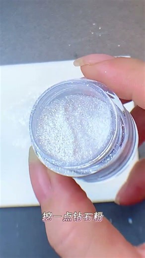 Sharing a low-cost homemade snowflake glue manicure tutorial #Sharing of great nail care