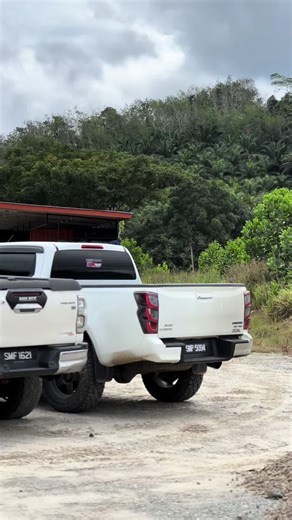 Isuzu D-Max vs Hilux Revo: What to Know