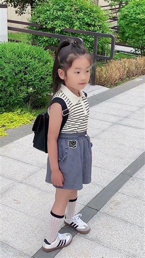 读的进就读啊，读不进就多吃点饭，我们是交了钱的，吃不完带回家给妈妈吃#接送孩子日常 #看一遍笑一遍