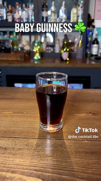 Baby Guinness 🍺 | Can’t go wrong with this classic shot for St Patrick’s Day ☘️🍻 Recipe: 35ml Coffee Liqueur 10ml Baileys #Drinktok #EasyCocktailsTok #DrinkInspo #fyp #homebartender #stpatricksday #stpatricksdrinks #babyguiness #babyguinessshot #irishdrinks #shotsrecipe