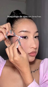 1.1M views · 13K reactions | Súper fácil! ✨ #trucosdebelleza #hacksmaquillaje #makeuptutorial #tutorialmakeup #makeuphacks #girls | Sharon Obregon | Facebook