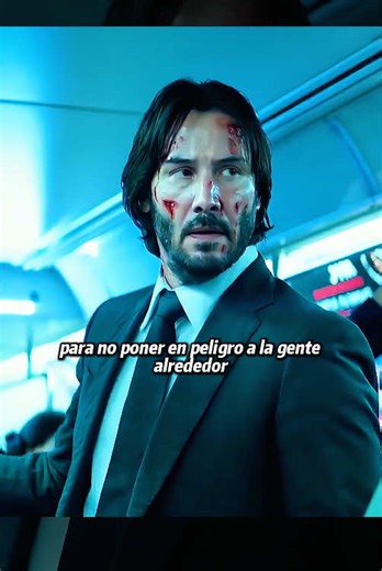 El hombre fue perseguido y asesinado, pero no esperaba que un mendigo al borde de la carretera le salvara la vida.#movie #commentary #fyp #film #toktik