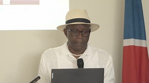 Media Ombudsman says Swapo remains top party in media coverage By: Josia Shigwedha Media Ombudsman Dr John Nakuta says the Swapo Party continues to dominate media coverage, driven by election related content. Nakuta said Swapo secured 70% of television and 53% of newspaper coverage from 2000 to 2500. Nakuta made these remarks during the second media monitoring report release in Windhoek today. Watch full story here: https://shorturl.at/WW9MK Watch on oneafrica.tv, DStv or GOtv at 19h00 on Monday