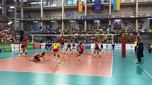 8.5K views · 114 reactions | Las Leonas de la Real Federación Española de Voleibol no estarán en la final de la Liga Europea después de ceder dos sets ante Ucrania. Por puntos así, estamos orgullosos de vosotras. ¡Ánimo, equipo! | LaLiga+ | Facebook