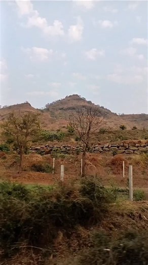 PRINCE VLOGS on Instagram: "Aaje to pasu java nu che khada Dhar thi Surat 🚍... . . . . . . . ..#MiniVlog #GujaratiVlog #FoodVlog #TravelVlog #HotelVibes GujaratiMiniVlog VlogDay instavlog sadminivlogs😢"