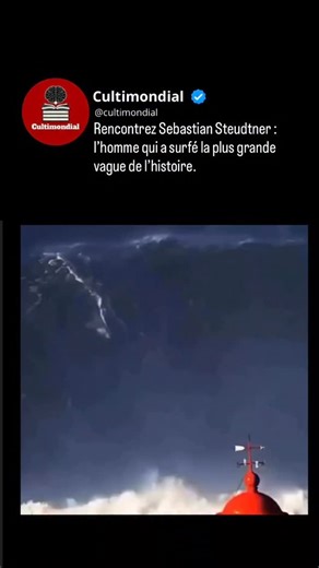 Culture • Histoire • Traditions • Art on Instagram: "Rencontrez Sebastian Steudtner, le surfeur qui a marqué l’histoire du surf de grosses vagues. Le 29 octobre 2020, à Nazaré au Portugal, il a surfé une vague mesurée officiellement à 26,21 mètres, devenant ainsi l’homme ayant dompté la plus grande vague jamais surfée au monde. Ce record a été validé par le Guinness World Records et la World Surf League en 2022. Nazaré est un spot unique au monde grâce à son canyon sous-marin, qui amplifie la pu