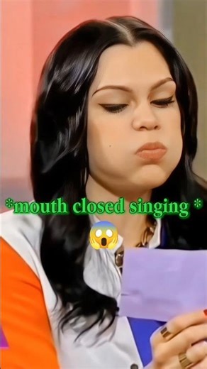 Jessie J sing with her mouth closed😱🎤