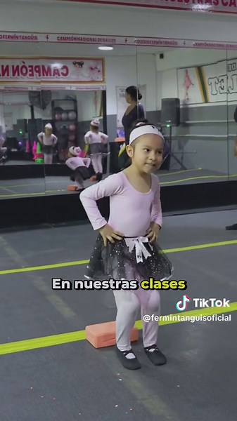 Clases de Ballet Gratis para Niñas de 4 a 13 Años