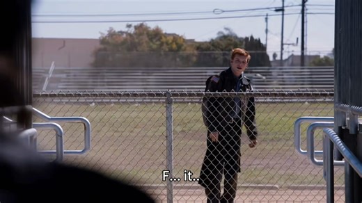 Shameless｜I don’t do normal — Mickey回归 不走寻常路之一 越狱名场面