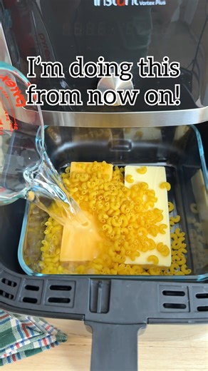 7.7M views · 8.8K reactions | Air Fryer Mac & Cheese! 燎 Easy thanksgiving side dish! #macandcheese #Thanksgiving #sidedish #easyrecipe #airfryer | Jeff & Lauren | Facebook