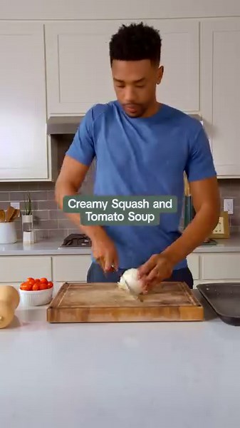 Warm and savory, this Butternut Squash and Tomato Soup makes a great wintertime lunch or dinner entree that will help you beat the Winter blues! #drsebian #drsebidetox #dersebispeaks #drsebidiet #drsebisguidelines #drsebifood #drsebiherbsdrsebifast #DSCF #DrSebiApproved #DrSebisCellFood #DrSebi #AlkalineDiet #AlkalineRecipes | Dr. Sebi's Cell Food