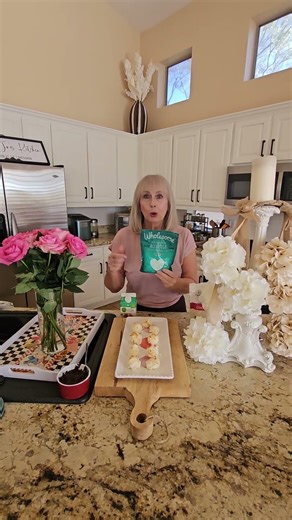 Three Ingredients Macroons /eggwhites/allulose/unsweetenedcoconutflakes
