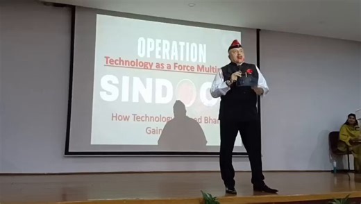 "I am a jealous lover"Moments with the bright minds of Swami Rama Himalayan University, Rishikesh #MayankSays #RannNeeti #MotivationalTweets #NayaBharat @adgpi #Attention