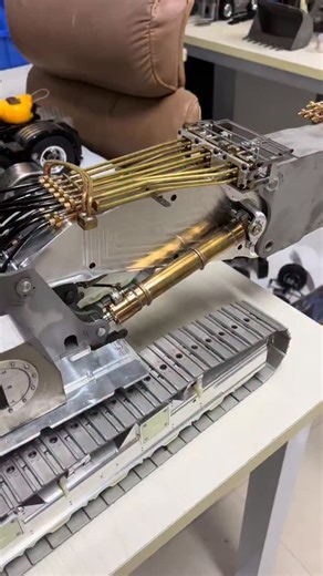 林生 on Instagram: "Iron Man, full metal excavator, remote control model, RC model, full metal model, let's look forward to how aggressive his true face is."