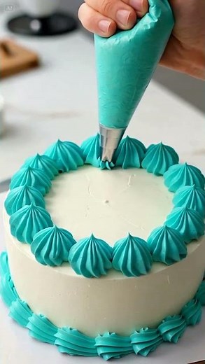 Chocolate Fudge Celebration Cake 🍫🎉 | Cake Layers & Designs