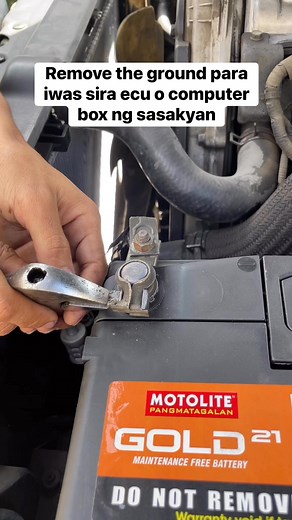 Pagtatanggal ng ground para prevents short circuit iwas sira sa exu o computer box ng sasakyan. #carproblems #highlight #cars #followers | Happy Pilipinas 2.0