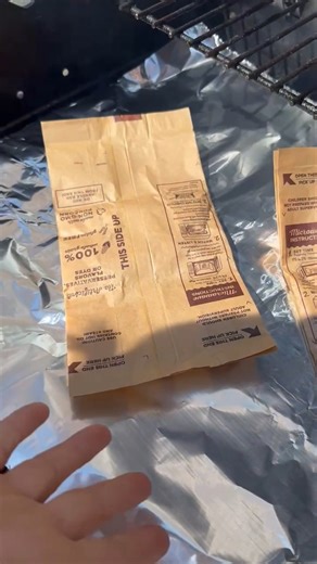 No Microwave Required. Easy and Safe way to pop corn. Oh Boy, is it delicious! #bbqlife #summer #popcorn #Safety This video wa screate dby Rebecca JS, Jasgur Crew and Network Media LLC. | Jasgur Crew