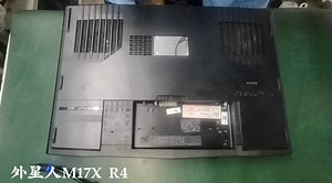外星人Alienware M17X R4笔记本电脑拆机清灰除尘更换导热硅脂