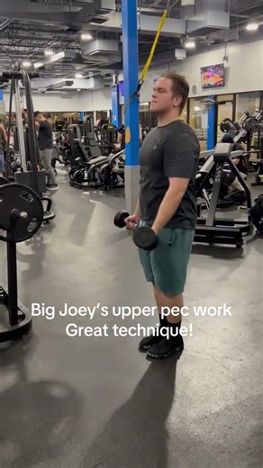 #pecsworkout #gym#dumbellsworkout please subscribe to our channel