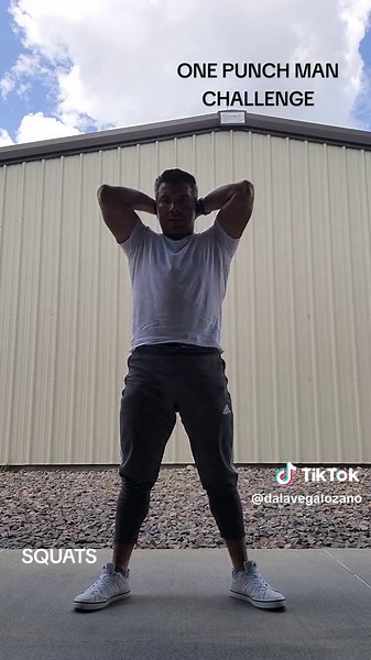 ONE PUNCH MAN CHALLENGE: 100 SQUATS Workout